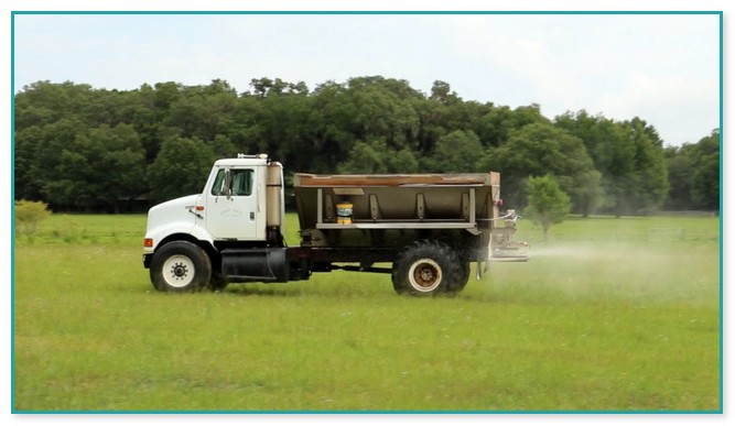 Fertilizer Spreader Trucks For Sale