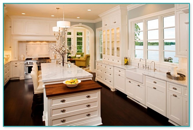 Antique White Kitchen Cabinet Designs 2