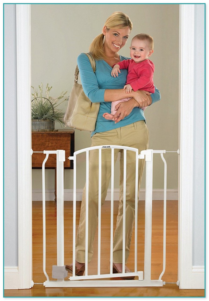 Baby Gates With Foot Release