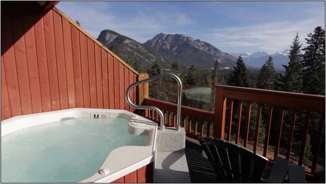 Banff Condo Hot Tub