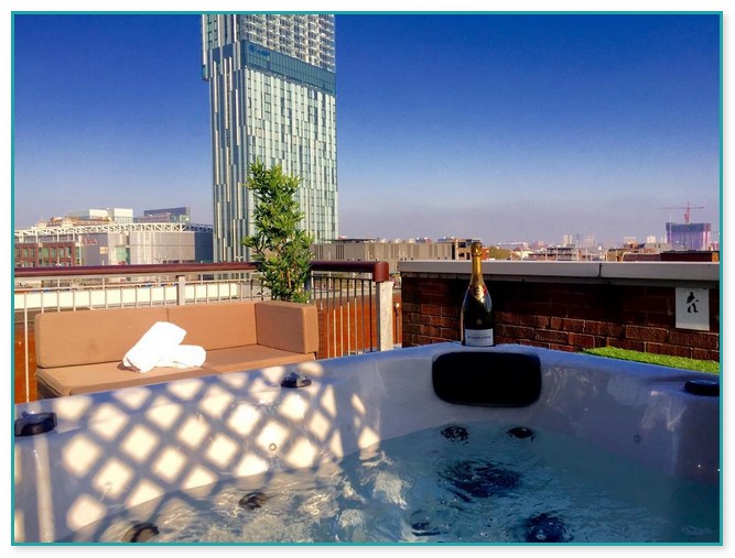 Liverpool Apartments With Hot Tub